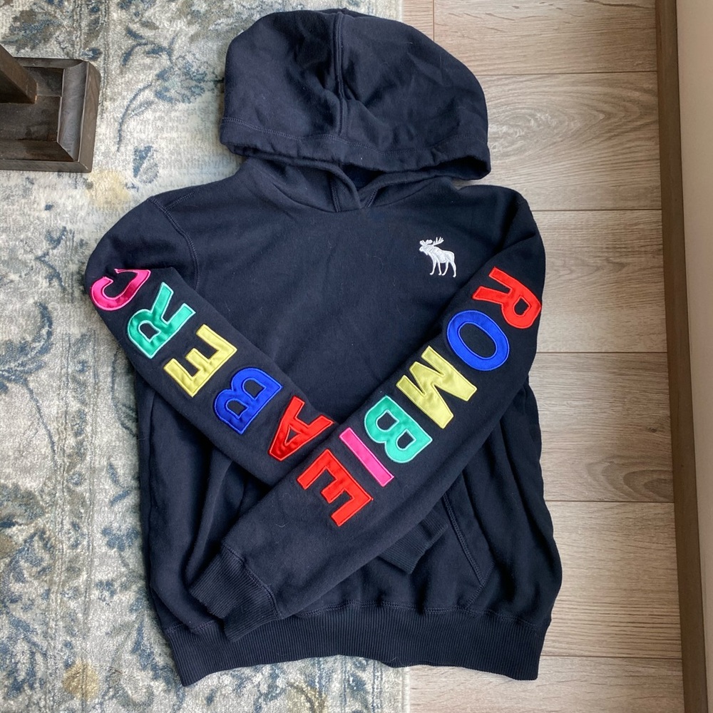 Abercrombie & Fitch Sweater ❤️💜💚BOGO FREE